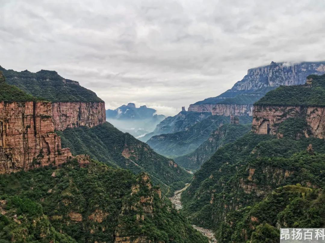 去哪里旅游人比较少（国庆去哪儿玩人少）