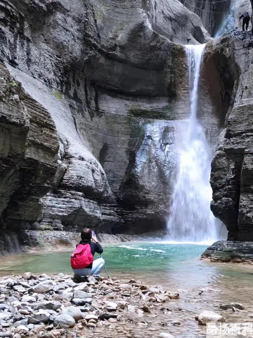 去哪里旅游人比较少（国庆去哪儿玩人少）